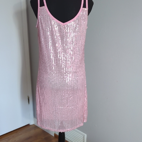 Pink Sequin Sleeveless Dress Size 12. - Picture 2 of 4
